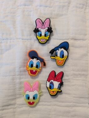 Disney Daisy & Donald Duck Shoe Charms